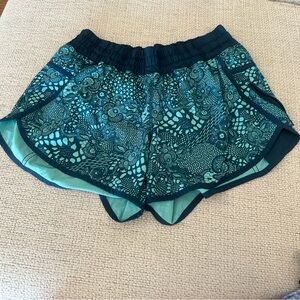 Lululemon Tracker shorts